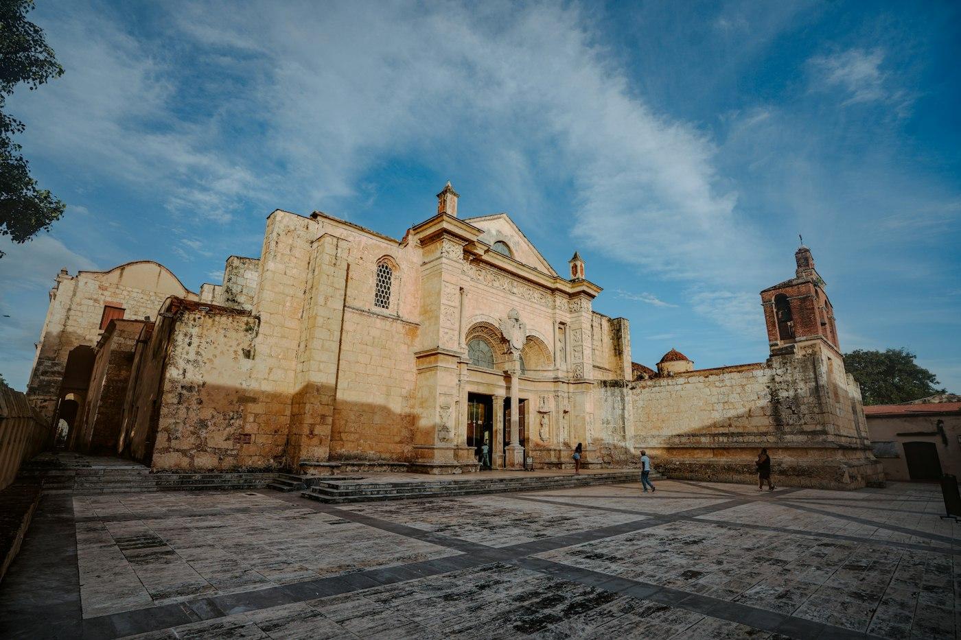 Catedral Primada de América en la Zona Colonial de Santo Domingo